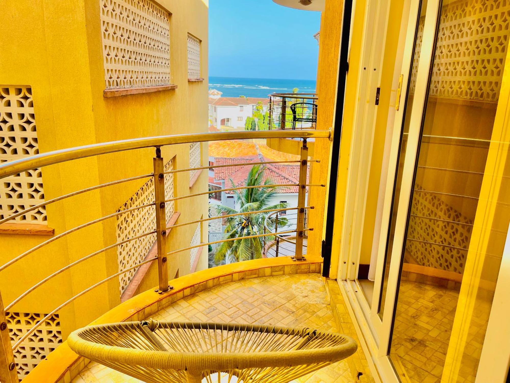 Bed and Breakfast Elna'S Nyali - Work & Unwind - Pool, Sea Views, Ac & Fast Wi-Fi Mombasa Exterior foto