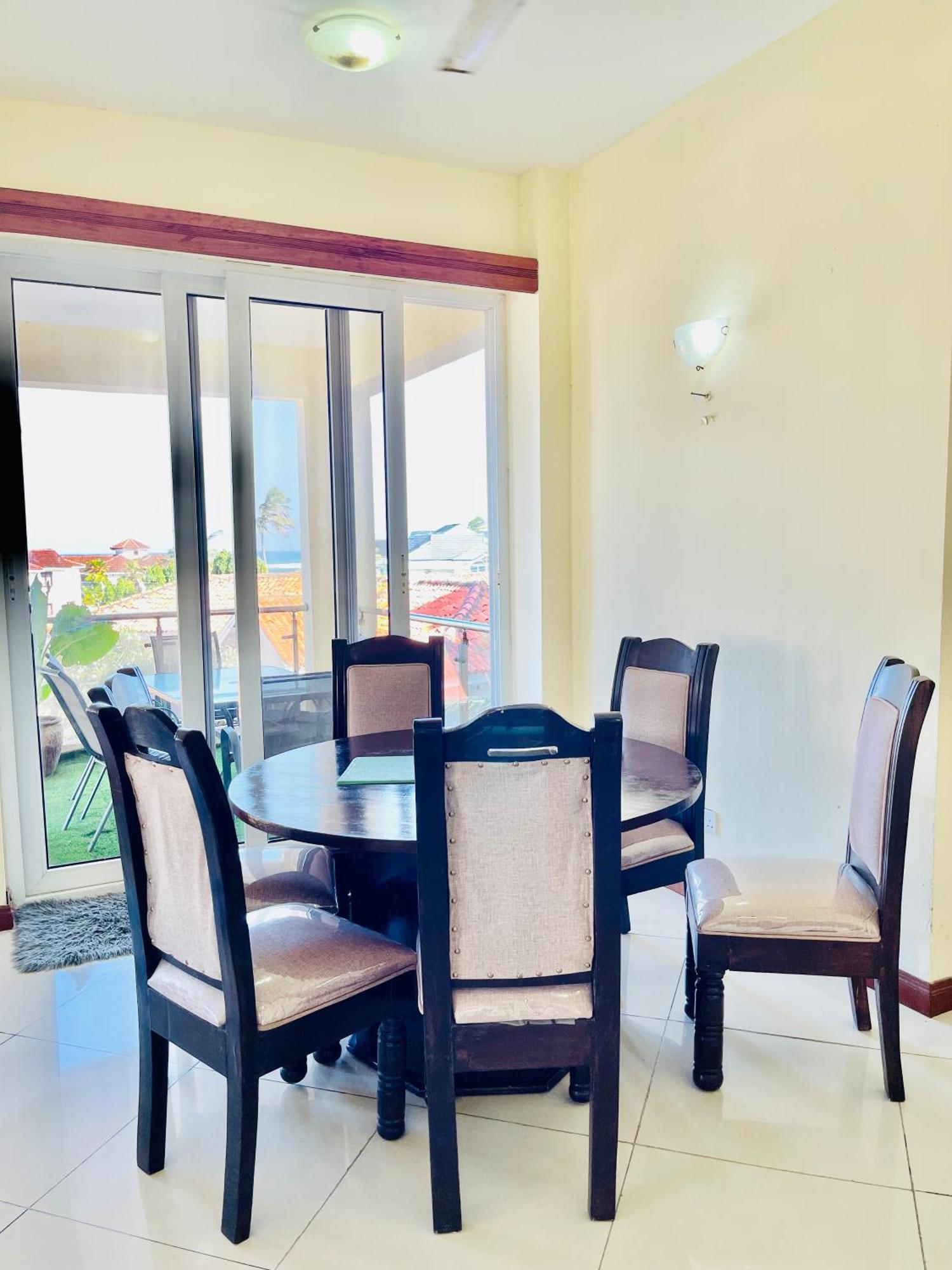 Bed and Breakfast Elna'S Nyali - Work & Unwind - Pool, Sea Views, Ac & Fast Wi-Fi Mombasa Exterior foto
