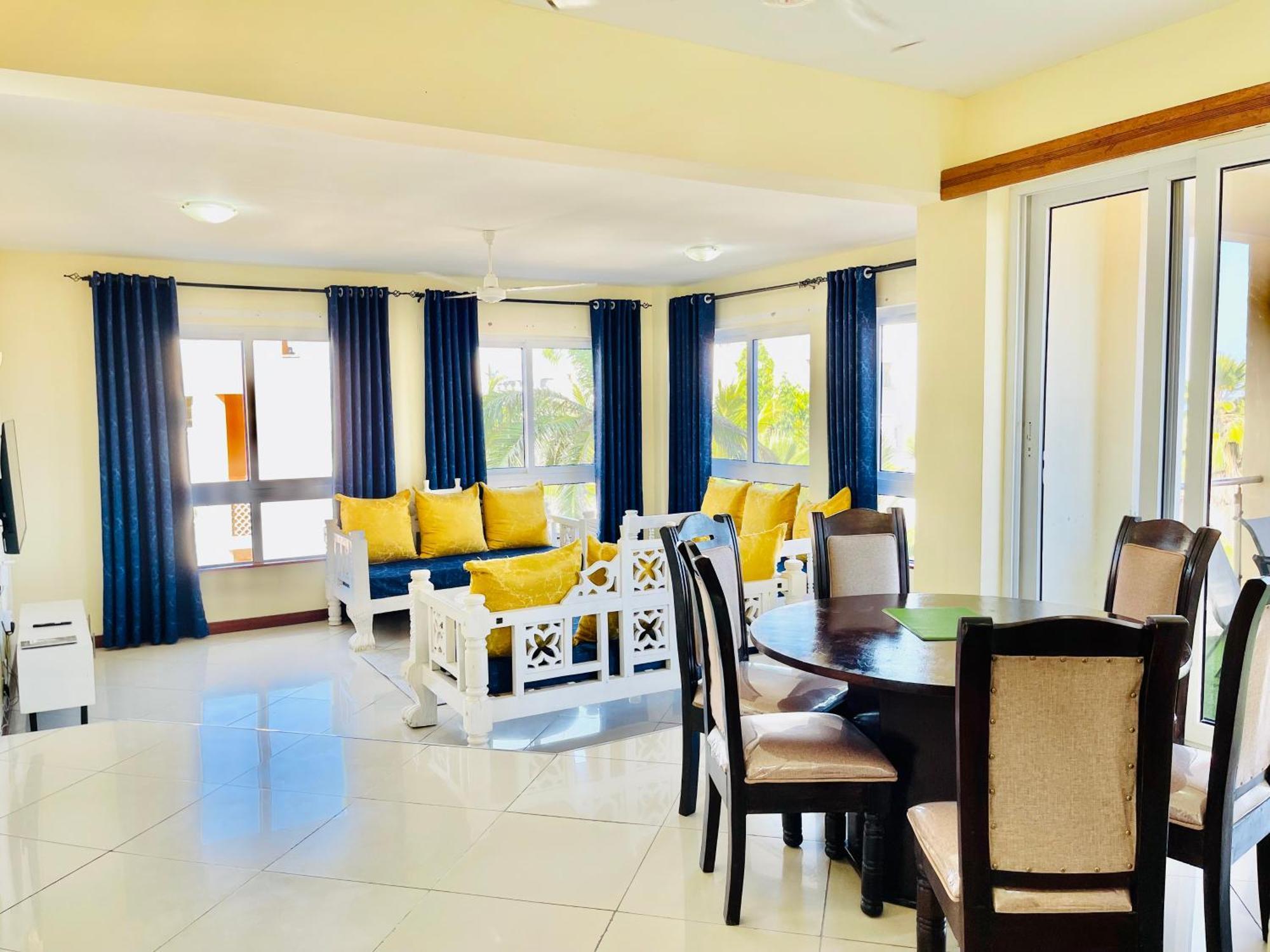 Bed and Breakfast Elna'S Nyali - Work & Unwind - Pool, Sea Views, Ac & Fast Wi-Fi Mombasa Exterior foto