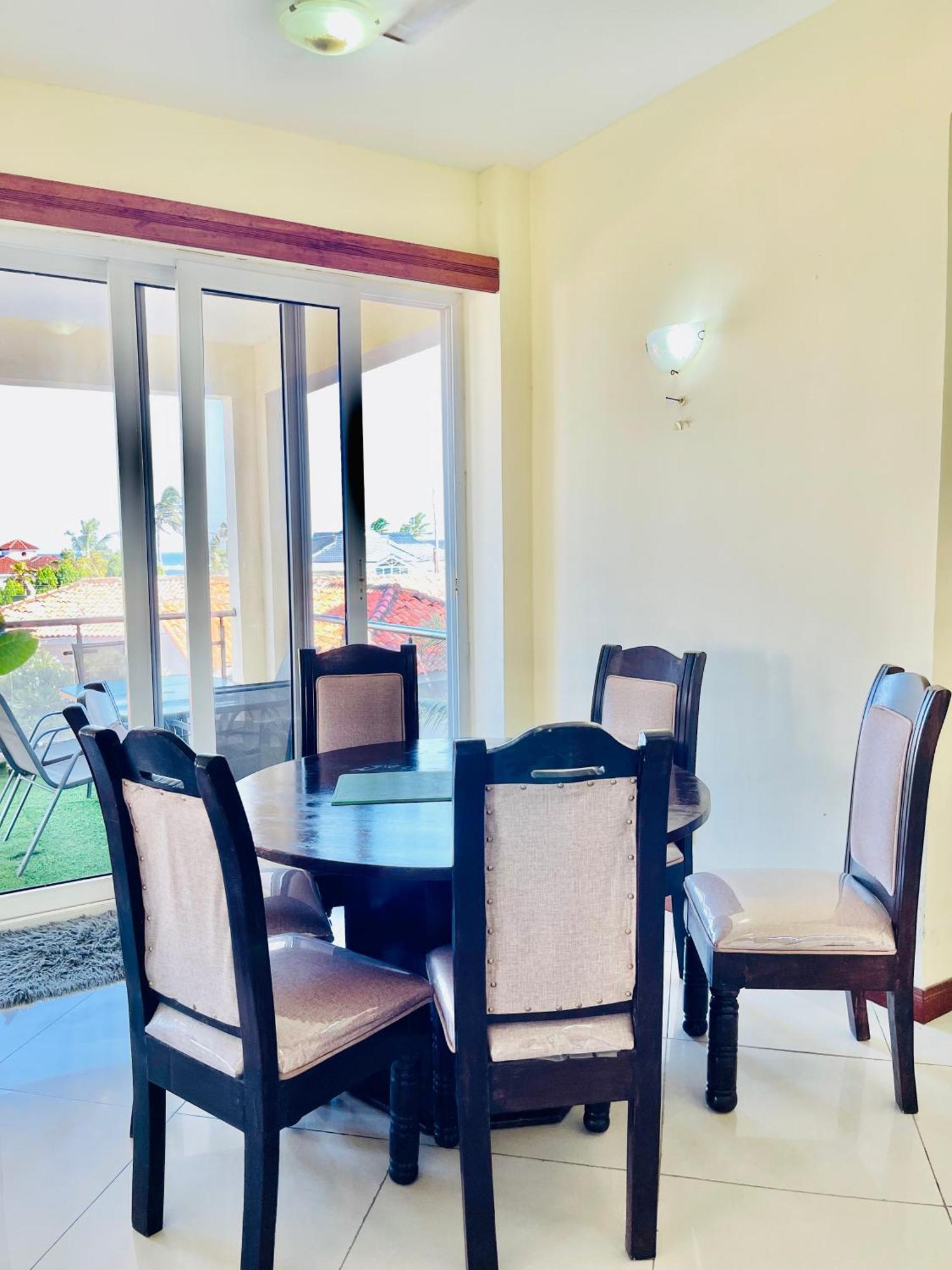 Bed and Breakfast Elna'S Nyali - Work & Unwind - Pool, Sea Views, Ac & Fast Wi-Fi Mombasa Exterior foto