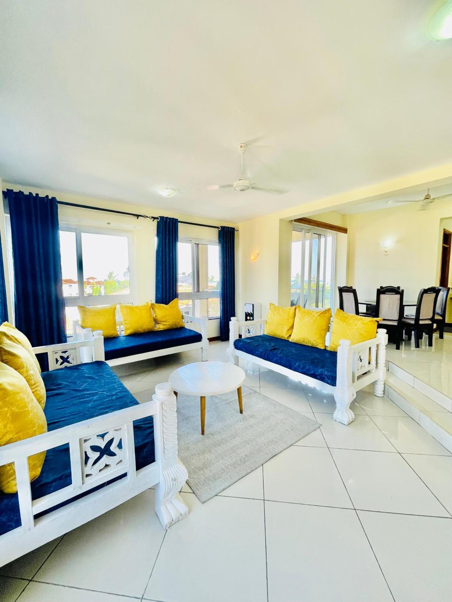Bed and Breakfast Elna'S Nyali - Work & Unwind - Pool, Sea Views, Ac & Fast Wi-Fi Mombasa Exterior foto